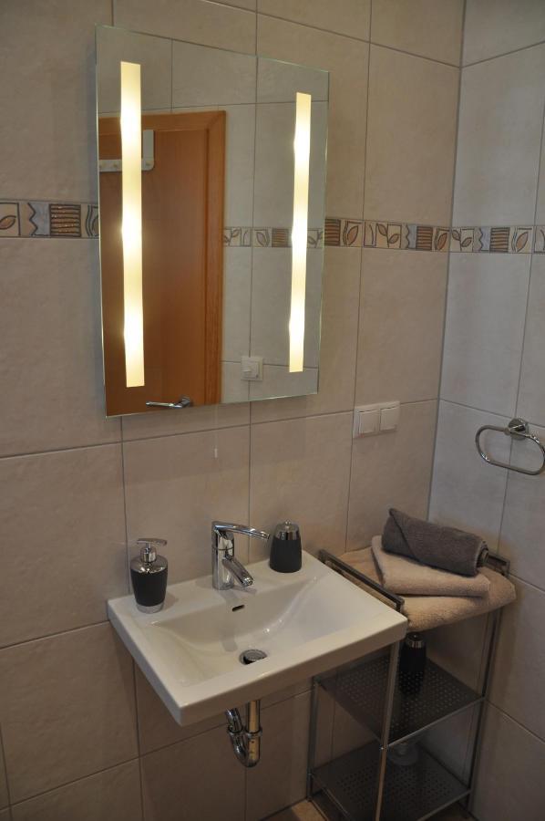 Schnurs Ferienwohnung Romerberg Екстер'єр фото